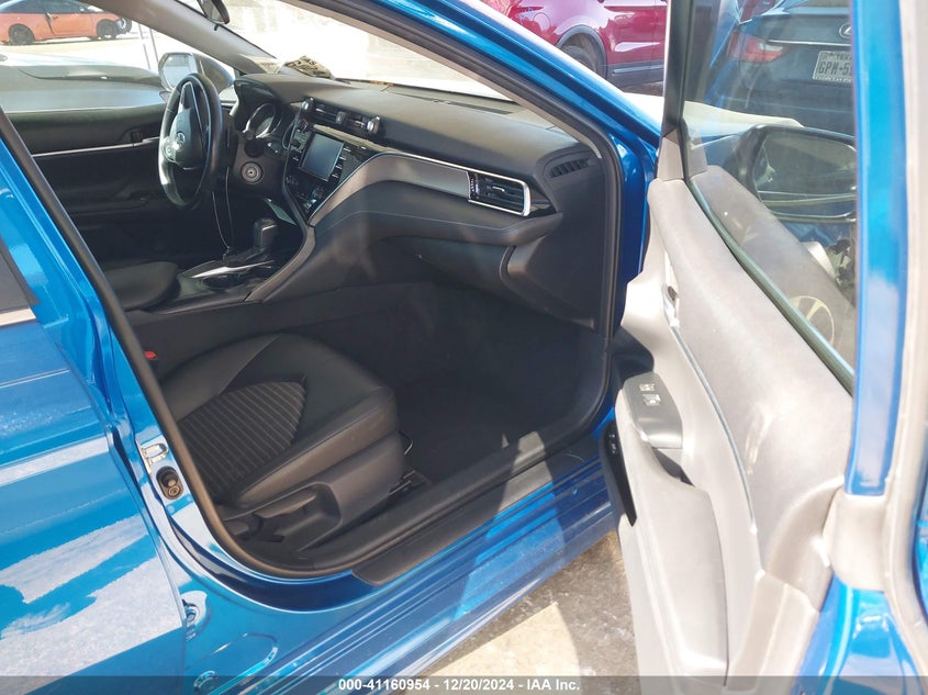 2018 TOYOTA CAMRY VIN: 4T1B11HK5JU102451