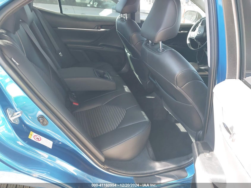 2018 TOYOTA CAMRY VIN: 4T1B11HK5JU102451
