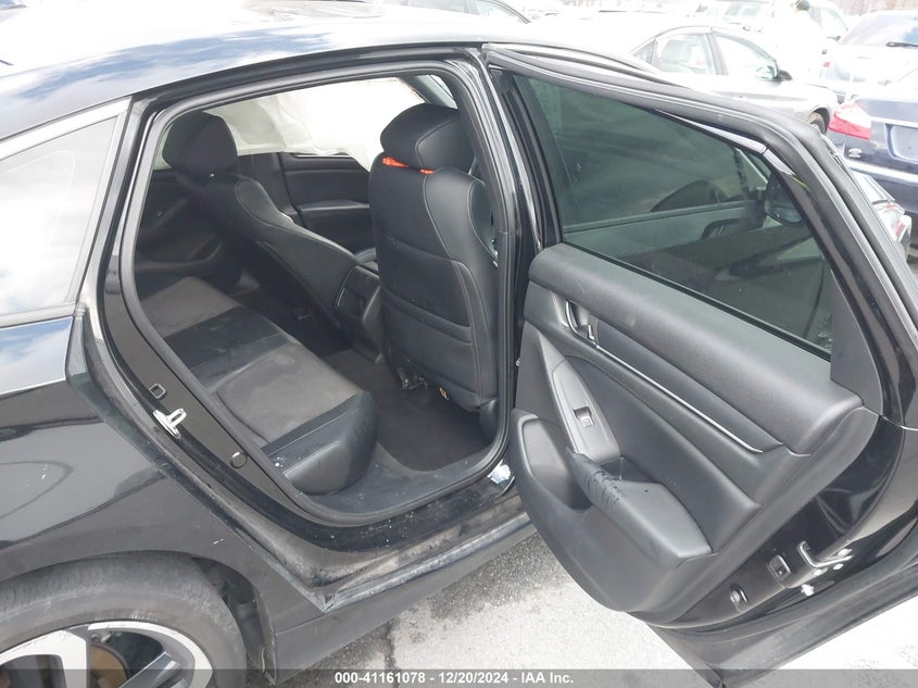 2018 HONDA ACCORD VIN: 1HGCV1F33JA148758