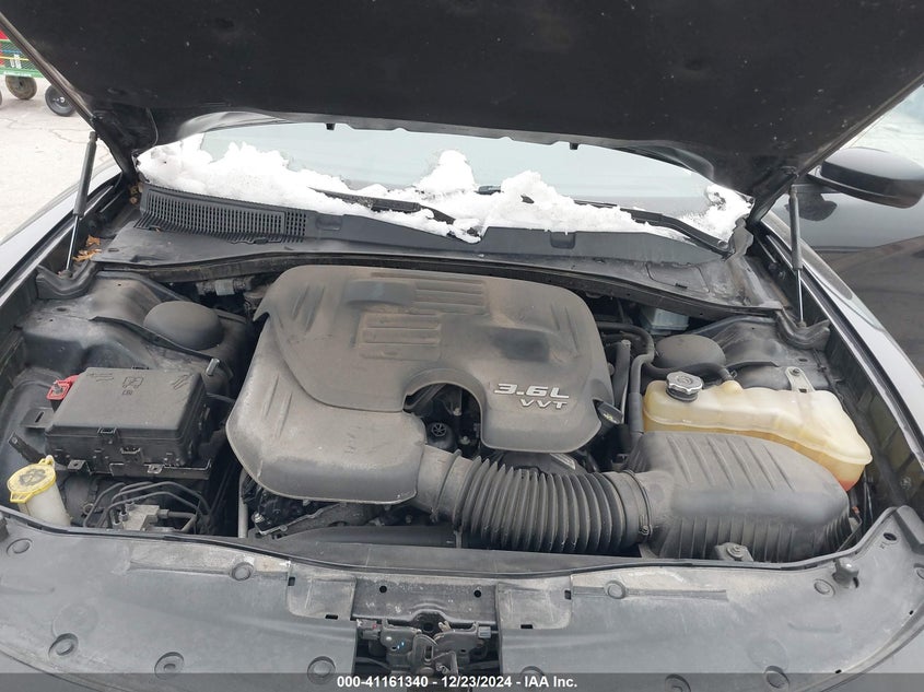 VIN 2C3CDXBG9JH207248 2018 DODGE CHARGER SXT RWD