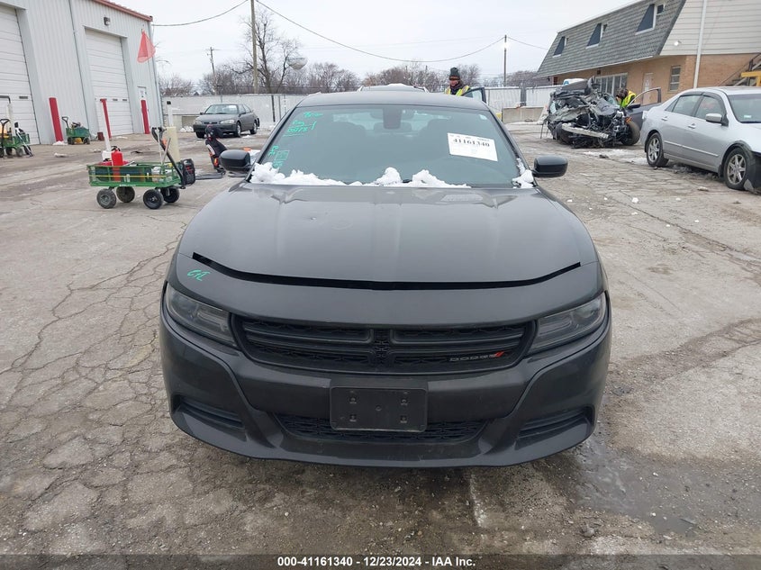 VIN 2C3CDXBG9JH207248 2018 DODGE CHARGER SXT RWD