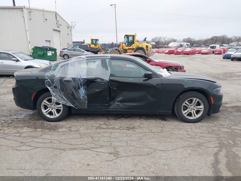 VIN 2C3CDXBG9JH207248 2018 DODGE CHARGER SXT RWD