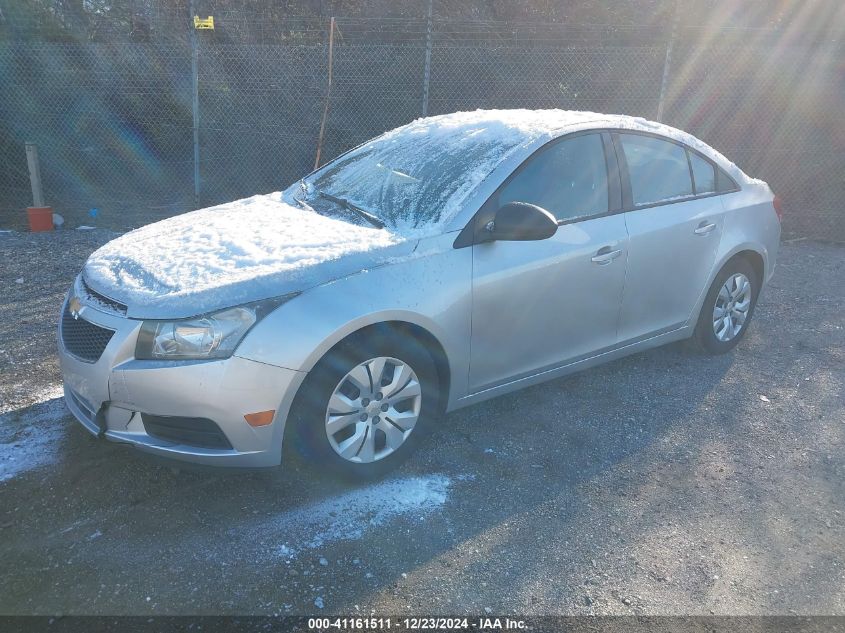 VIN 1G1PA5SG5D7191472 2013 Chevrolet Cruze, Ls Auto no.2