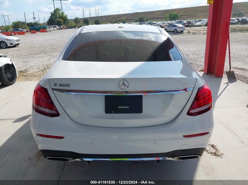 2017 MERCEDES-BENZ E 300 - WDDZF4JB4HA186716