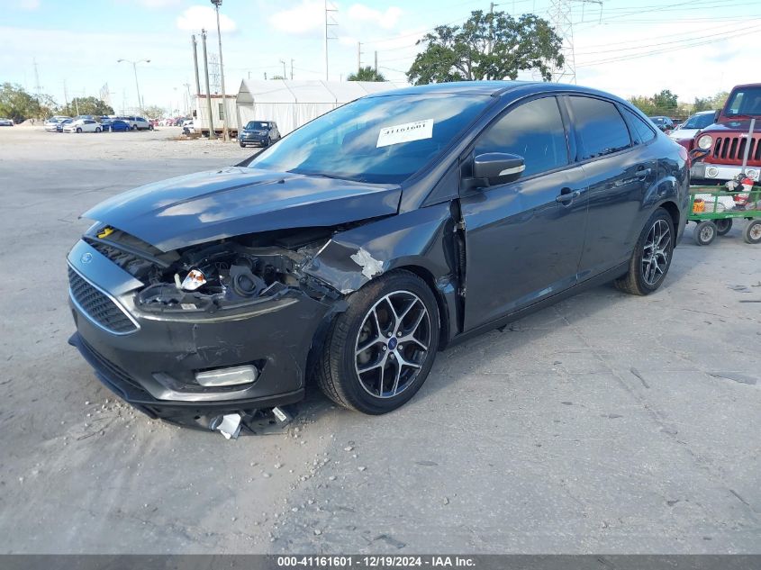 VIN 1FADP3H25JL227016 2018 Ford Focus, Sel no.2