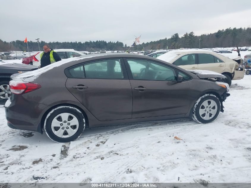 2018 Kia Forte Lx VIN: 3KPFL4A70JE181808 Lot: 41162311