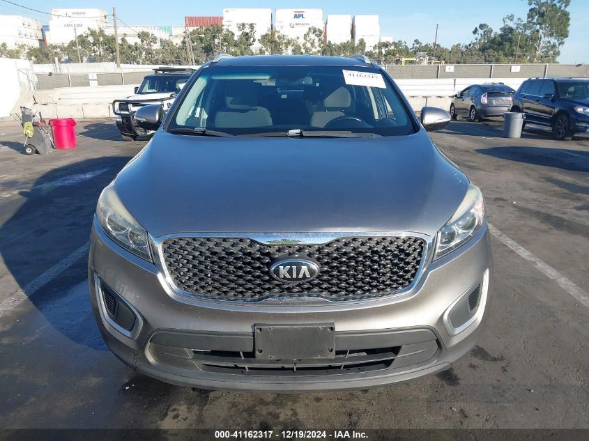 2017 KIA SORENTO 2.4L LX - 5XYPG4A32HG266765