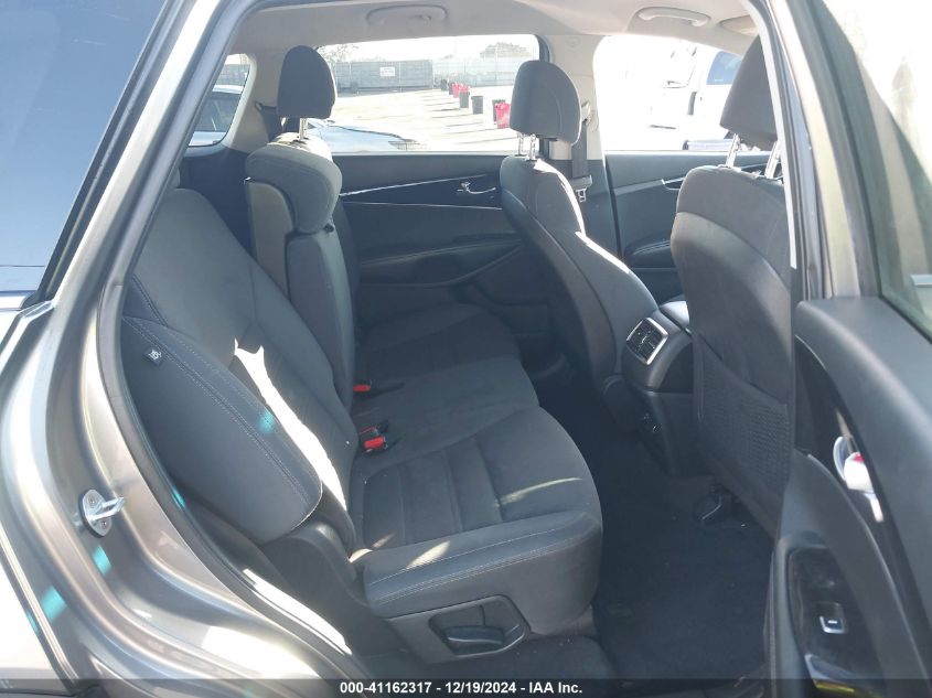 2017 KIA SORENTO 2.4L LX - 5XYPG4A32HG266765