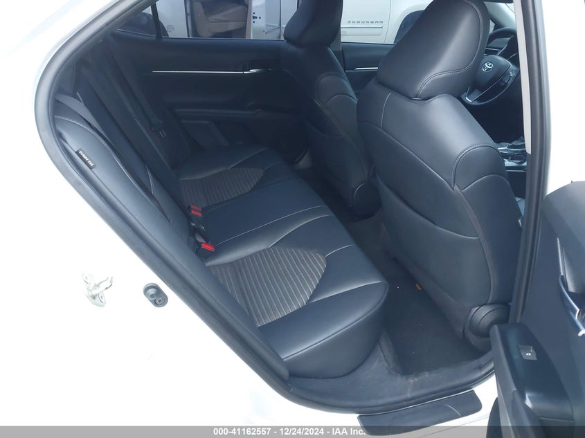 2019 TOYOTA CAMRY VIN: 4T1B11HK8KU855778