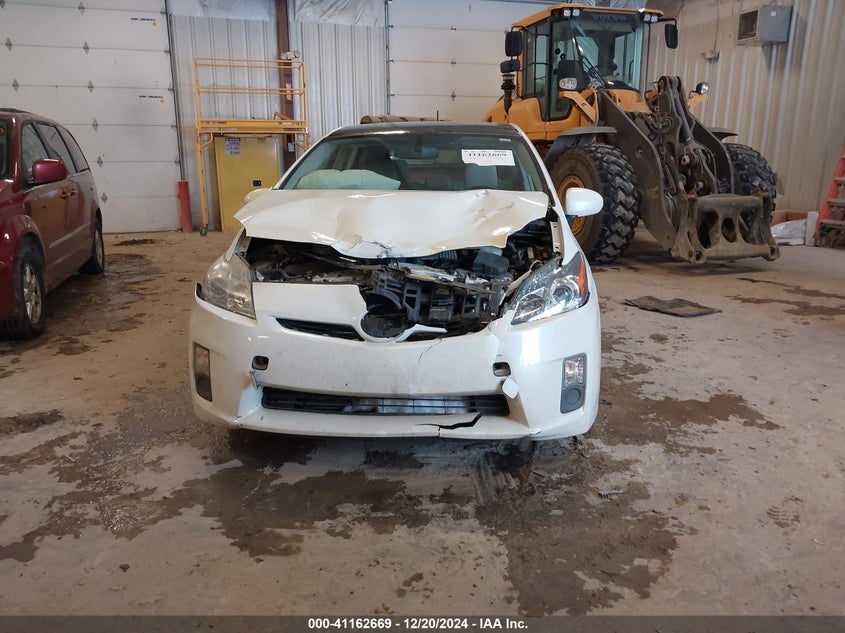 2011 TOYOTA PRIUS VIN: JTDKN3DU6B1364655
