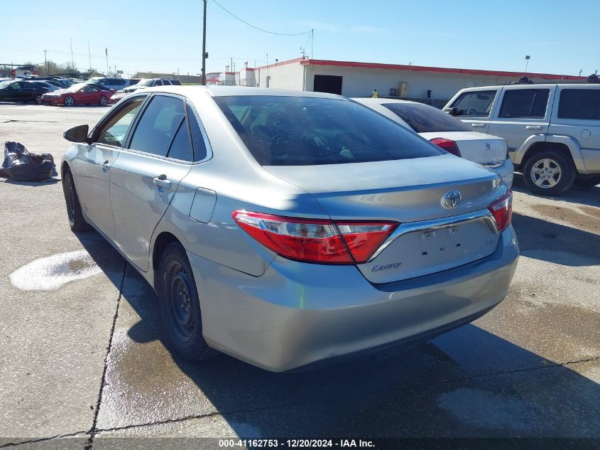 VIN 4T4BF1FK7FR462208 2015 TOYOTA CAMRY no.3