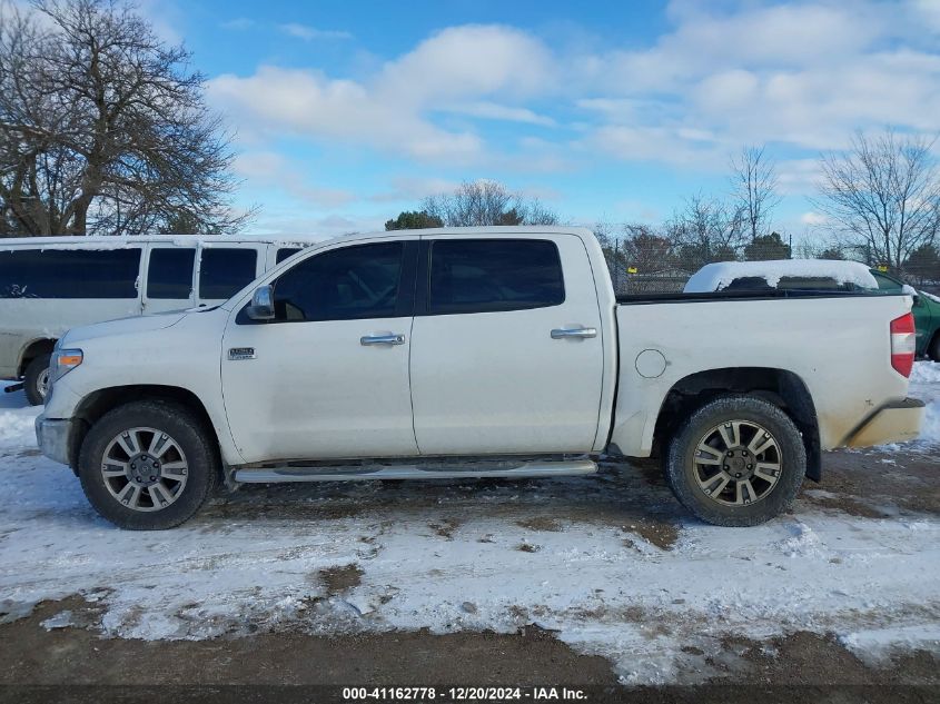 2018 Toyota Tundra Platinum 5.7L V8 VIN: 5TFAY5F12JX737641 Lot: 41162778