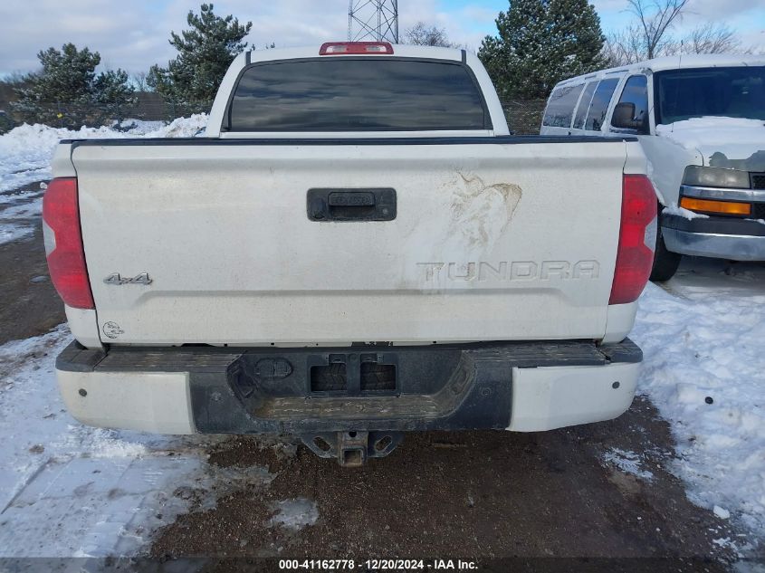 2018 Toyota Tundra Platinum 5.7L V8 VIN: 5TFAY5F12JX737641 Lot: 41162778