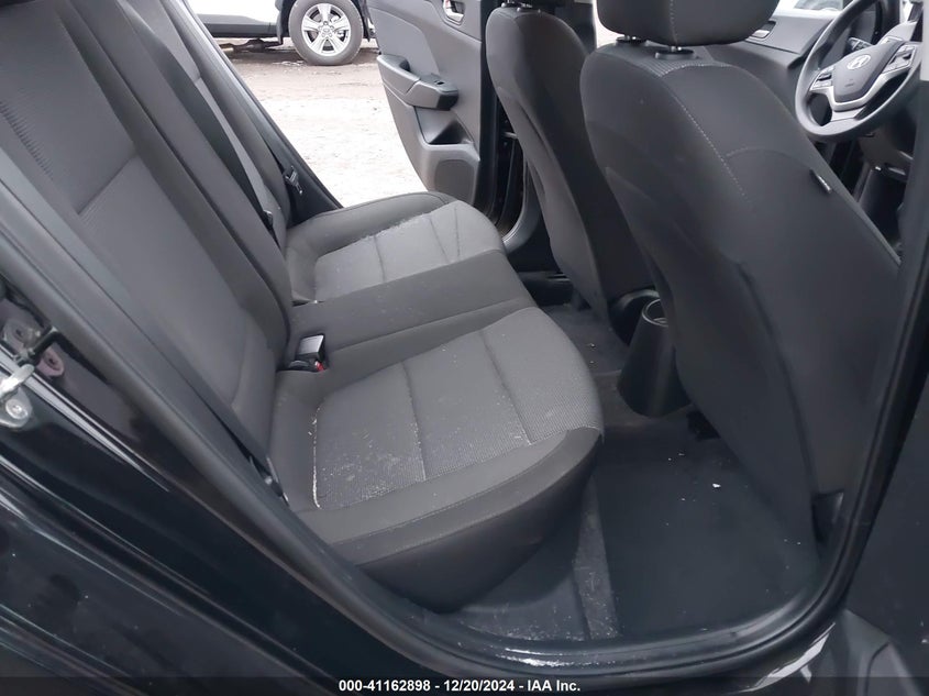 2018 HYUNDAI ACCENT SE - 3KPC24A30JE036982