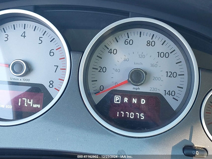 2009 Volkswagen Routan Se VIN: 2V8HW34189R553699 Lot: 41162902