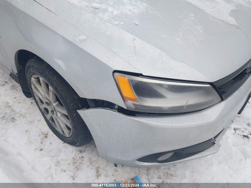 2012 VOLKSWAGEN JETTA VIN: 3VWLX7AJ0CM008588