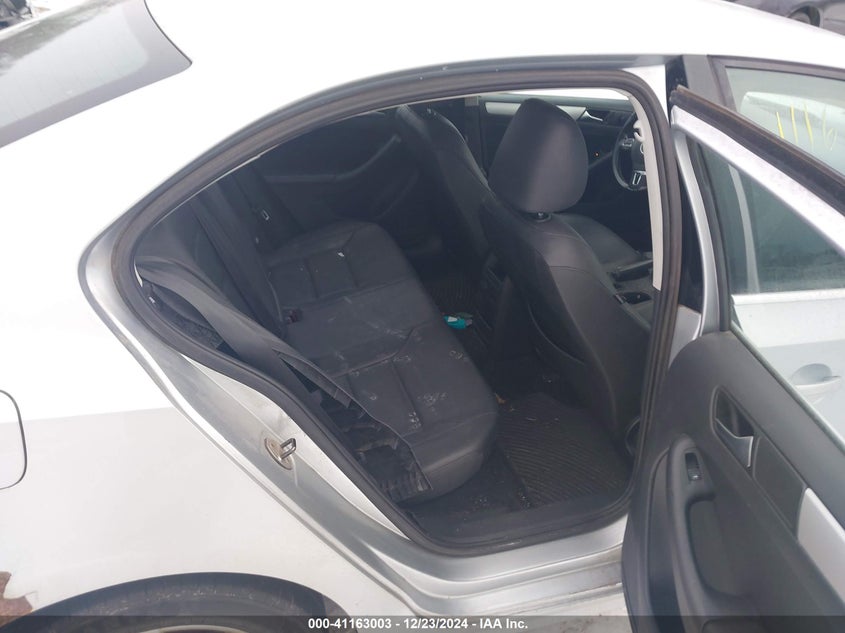 2012 VOLKSWAGEN JETTA VIN: 3VWLX7AJ0CM008588
