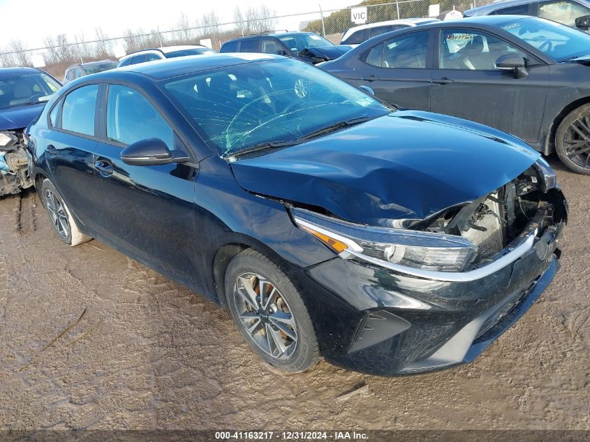 VIN 3KPF24AD1PE605224 2023 KIA FORTE no.1