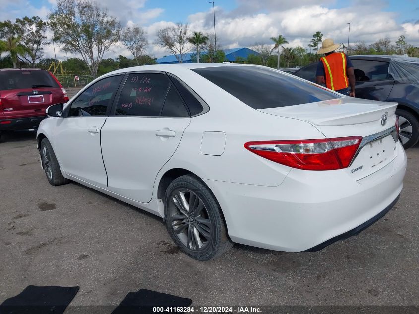 VIN 4T1BF1FK7GU196426 2016 TOYOTA CAMRY no.3