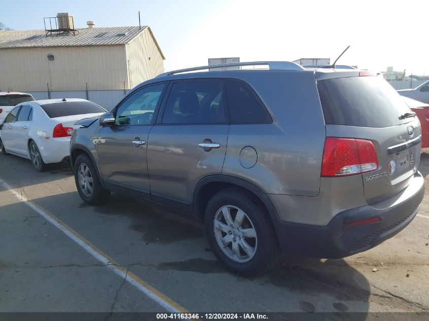 VIN 5XYKT3A60DG363371 2013 KIA Sorento, LX no.3