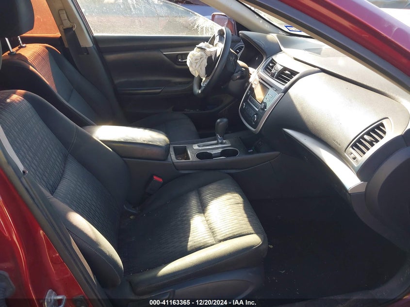 2016 NISSAN ALTIMA VIN: 1N4AL3AP1GN313828