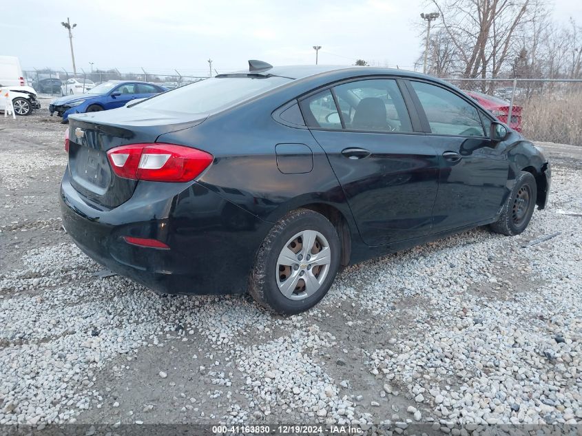 VIN 1G1BB5SM6H7132319 2017 CHEVROLET CRUZE no.4