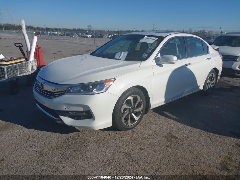2017 HONDA ACCORD VIN: 1HGCR2F93HA185964
