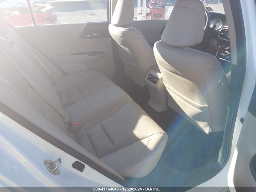 2017 HONDA ACCORD VIN: 1HGCR2F93HA185964
