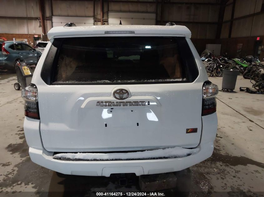 VIN JTEUU5JR1P6112860 2023 TOYOTA 4RUNNER no.16