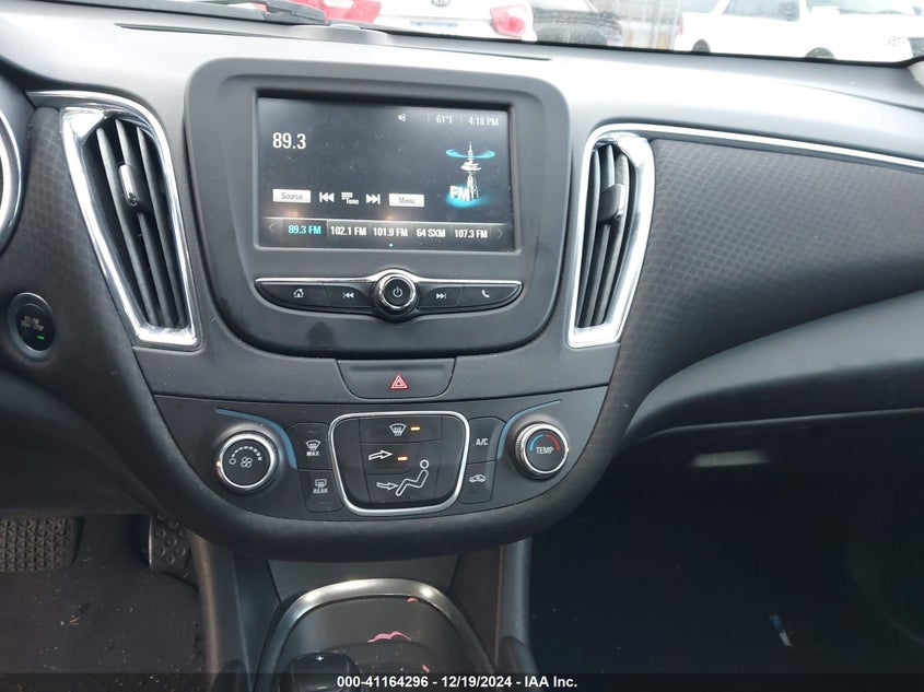 2018 CHEVROLET MALIBU VIN: 1G1ZD5ST2JF144270