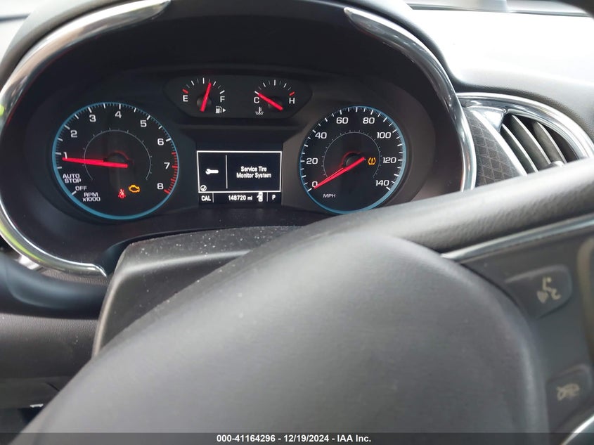 2018 CHEVROLET MALIBU VIN: 1G1ZD5ST2JF144270