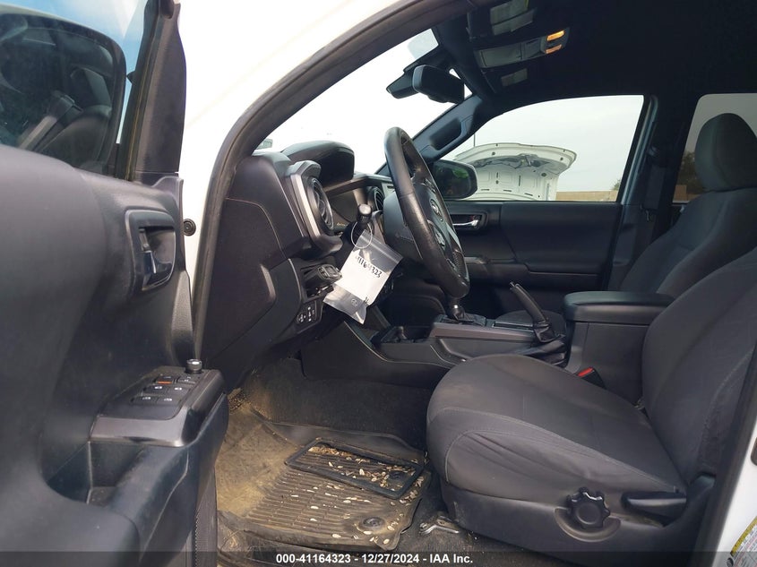 2018 TOYOTA TACOMA DBL CAB/SR/TRDSPT/OR/PRO - 3TMCZ5AN5JM163624