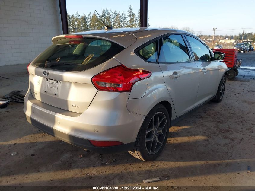 VIN 1FADP3M24JL233640 2018 FORD FOCUS no.4