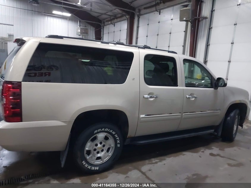 2010 CHEVROLET SUBURBAN 1500 VIN: 1GNUKJE34AR240872