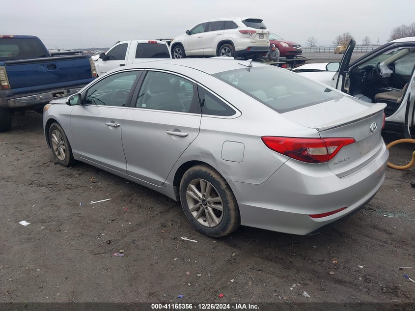2016 HYUNDAI SONATA SE - 5NPE24AF0GH267355