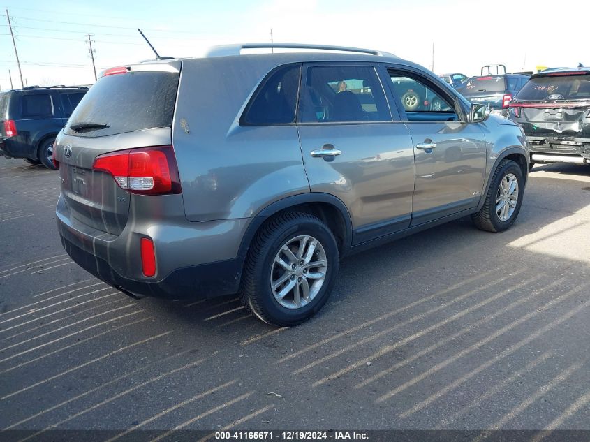 VIN 5XYKTDA75FG605380 2015 KIA SORENTO no.4