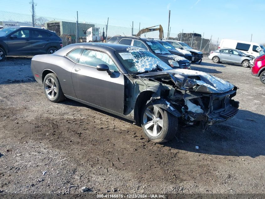 VIN 2C3CDZAG3FH865569 2015 Dodge Challenger, Sxt no.1