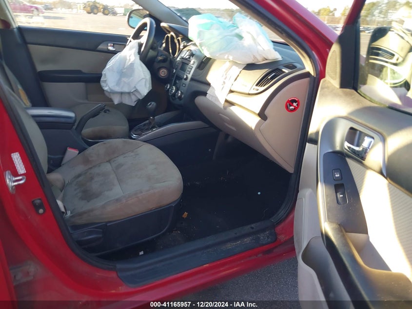 2013 KIA FORTE VIN: KNAFU4A25D5722270