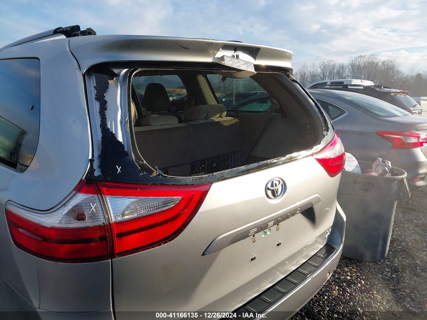 2017 TOYOTA SIENNA VIN: 5TDJZ3DC6HS184126