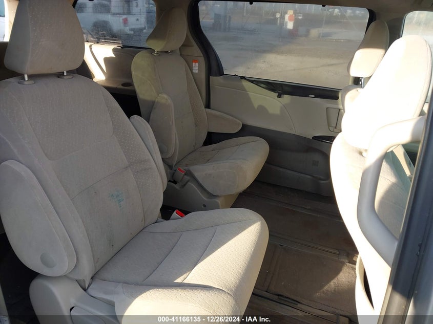 2017 TOYOTA SIENNA VIN: 5TDJZ3DC6HS184126