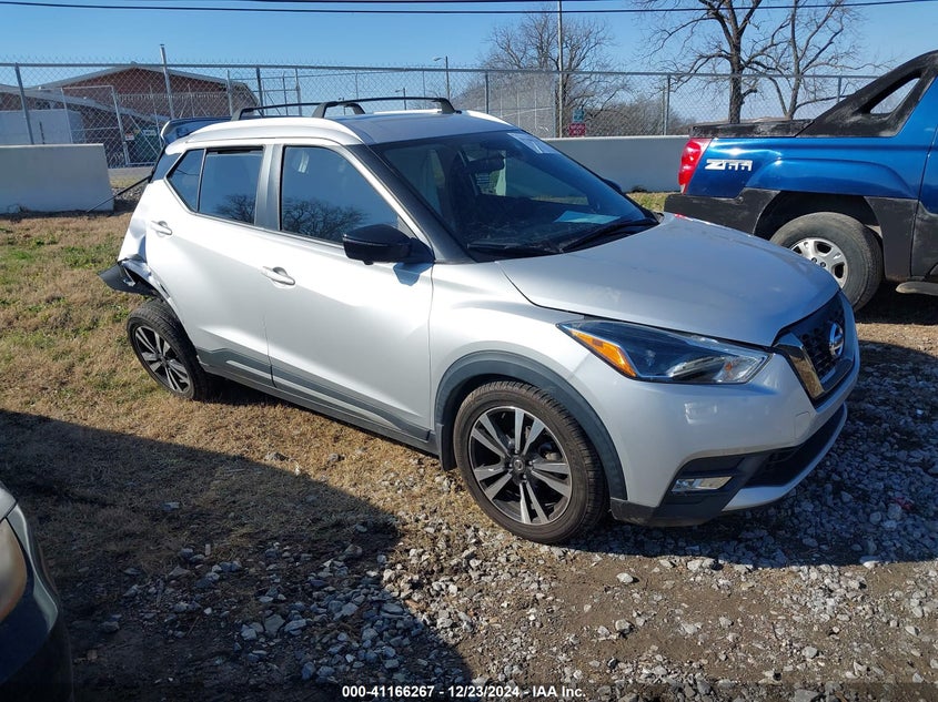 NISSAN KICKS SR 2019