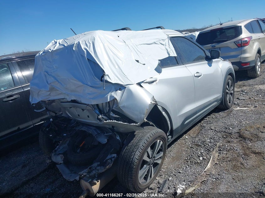 VIN 3N1CP5CU7KL561275 2019 NISSAN KICKS SR