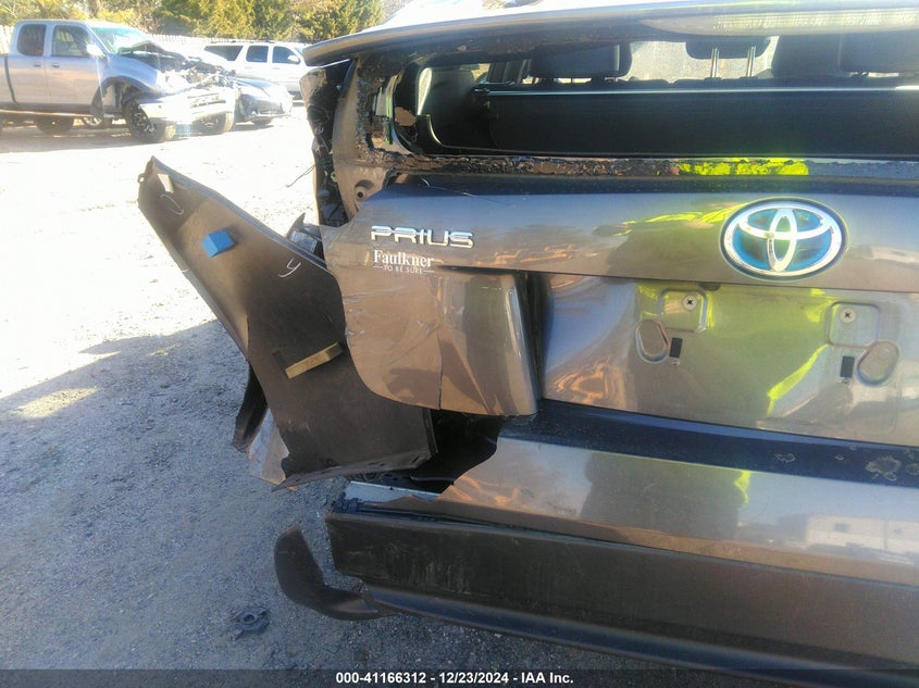 2016 TOYOTA PRIUS VIN: JTDKARFU3G3029327