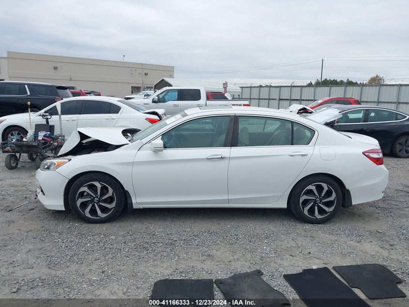 2016 HONDA ACCORD VIN: 1HGCR2F83GA146023