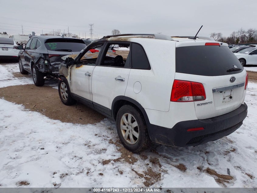 2011 KIA SORENTO VIN: 5XYKT3A16BG109293