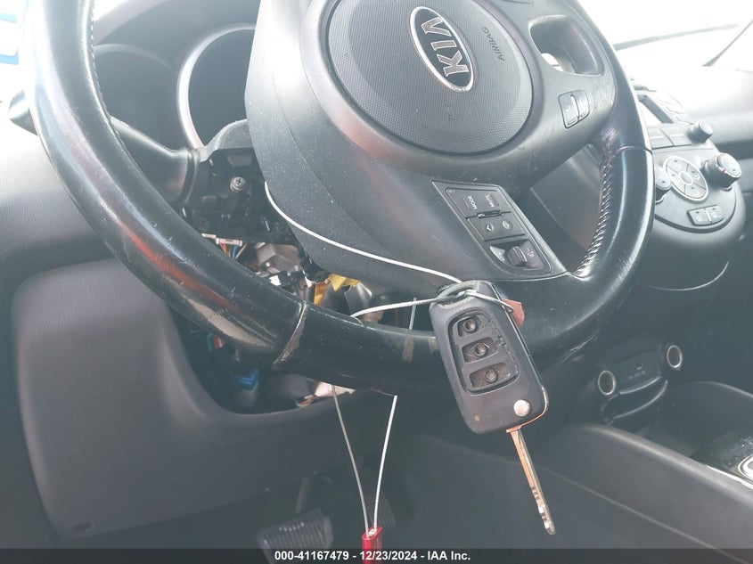 2013 KIA SOUL VIN: KNDJT2A68D7631845