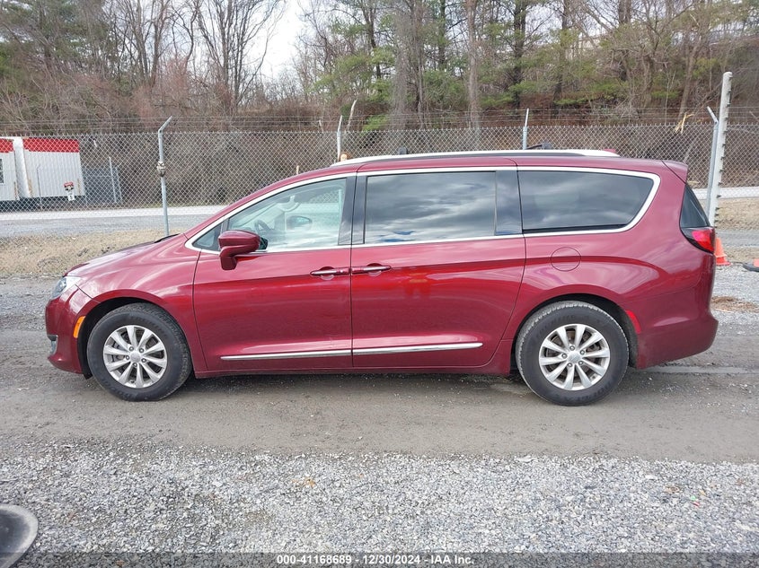 2019 CHRYSLER PACIFICA TOURING L - 2C4RC1BG4KR650828
