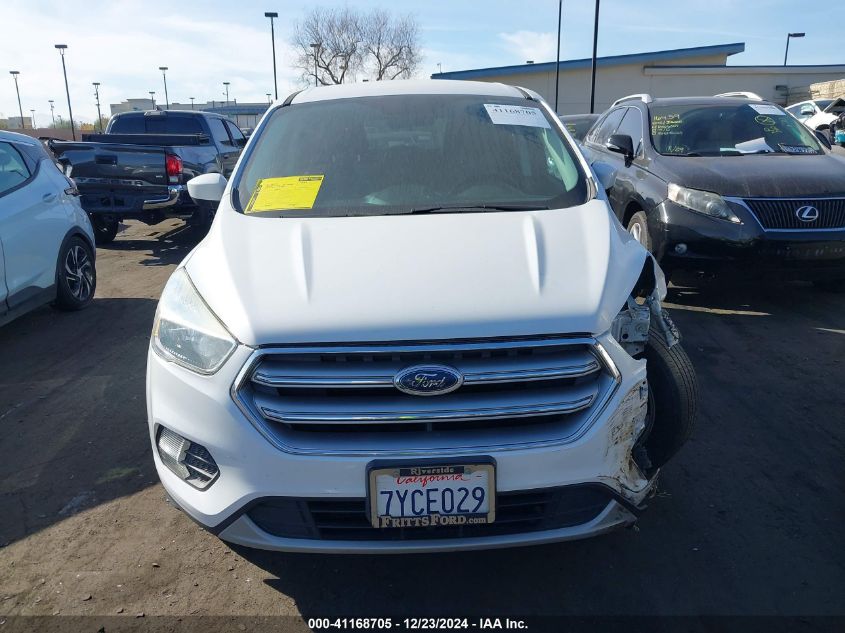 VIN 1FMCU0GD3HUD42424 2017 Ford Escape, SE no.13