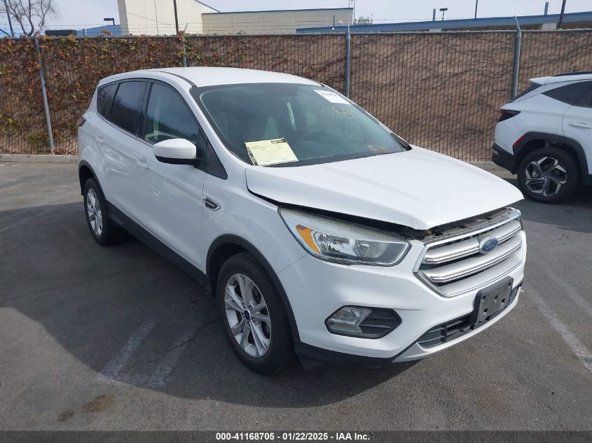 VIN 1FMCU0GD3HUD42424 2017 Ford Escape, SE no.1