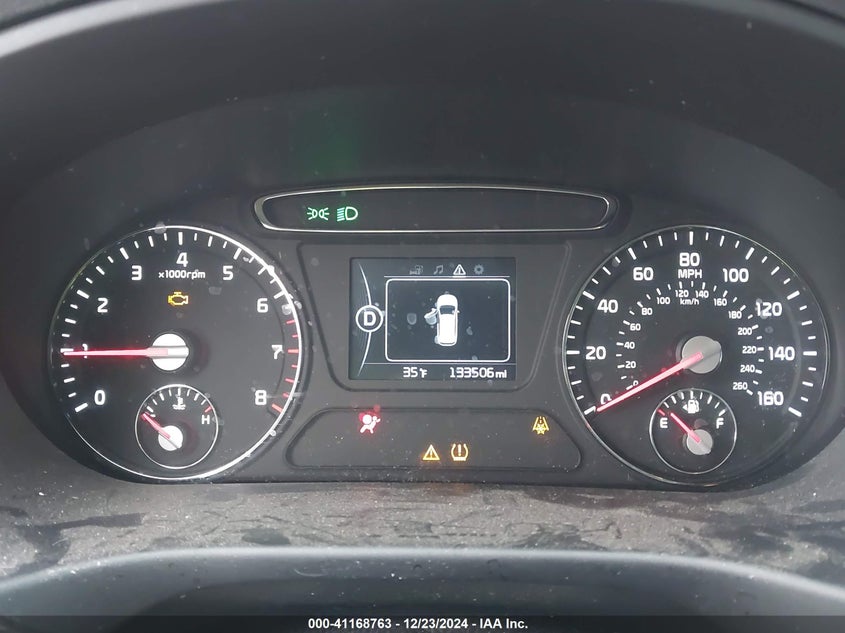 2016 KIA SORENTO VIN: 5XYPG4A51GG071532